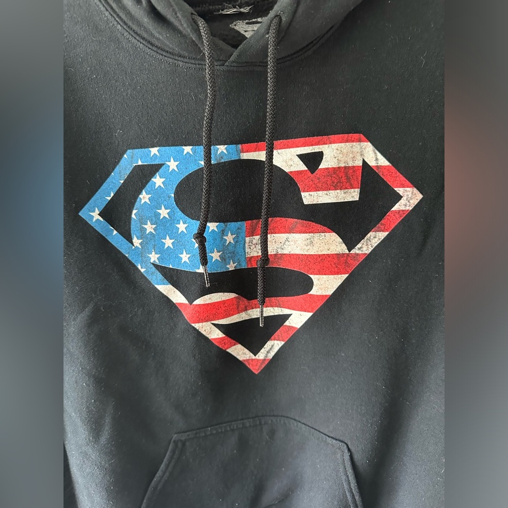 Superman Hoodie Sweatshirt - S Symbol Logo American Flag Size Medium Vintage - Picture 2 of 4